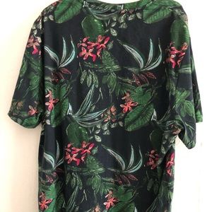 Tropical T shirt for this summer